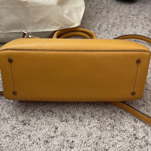 Yellow Kate Spade - Picture 6 of 8